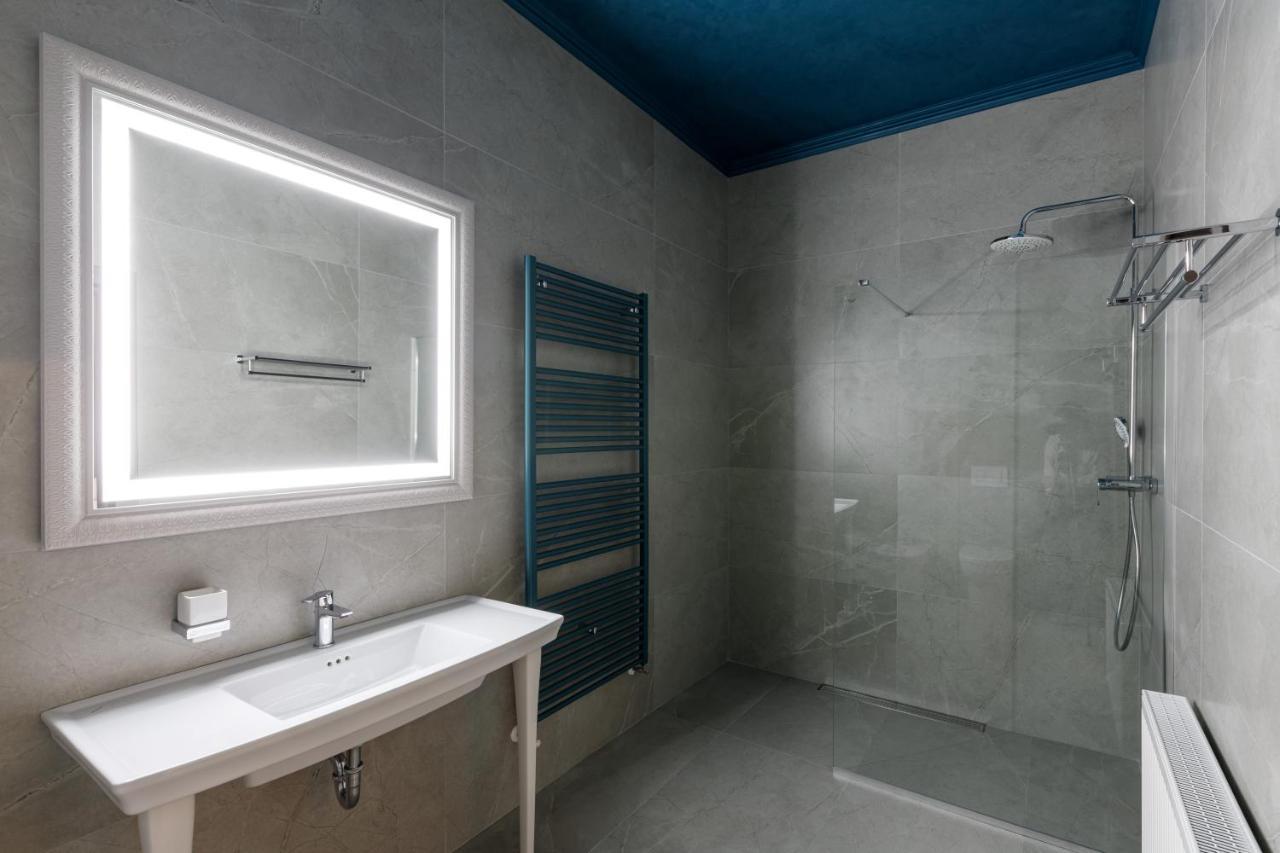 Richmond Hotel Chişinău Extérieur photo